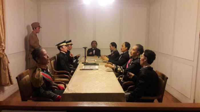 En el salón dos, “Crisis Nacional por el Imperialismo Japonés”, aprendes sobre el movimiento Nacionalista de 1860 y como en 1910 Corea pierde su soberanía. | Paula Flores